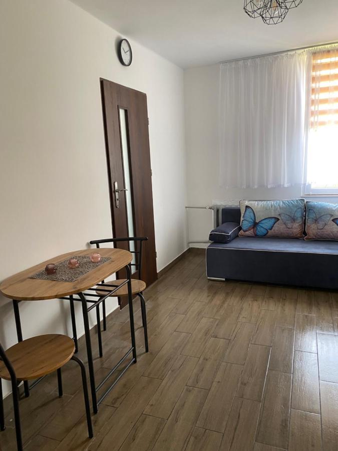 Otryt Apartment *